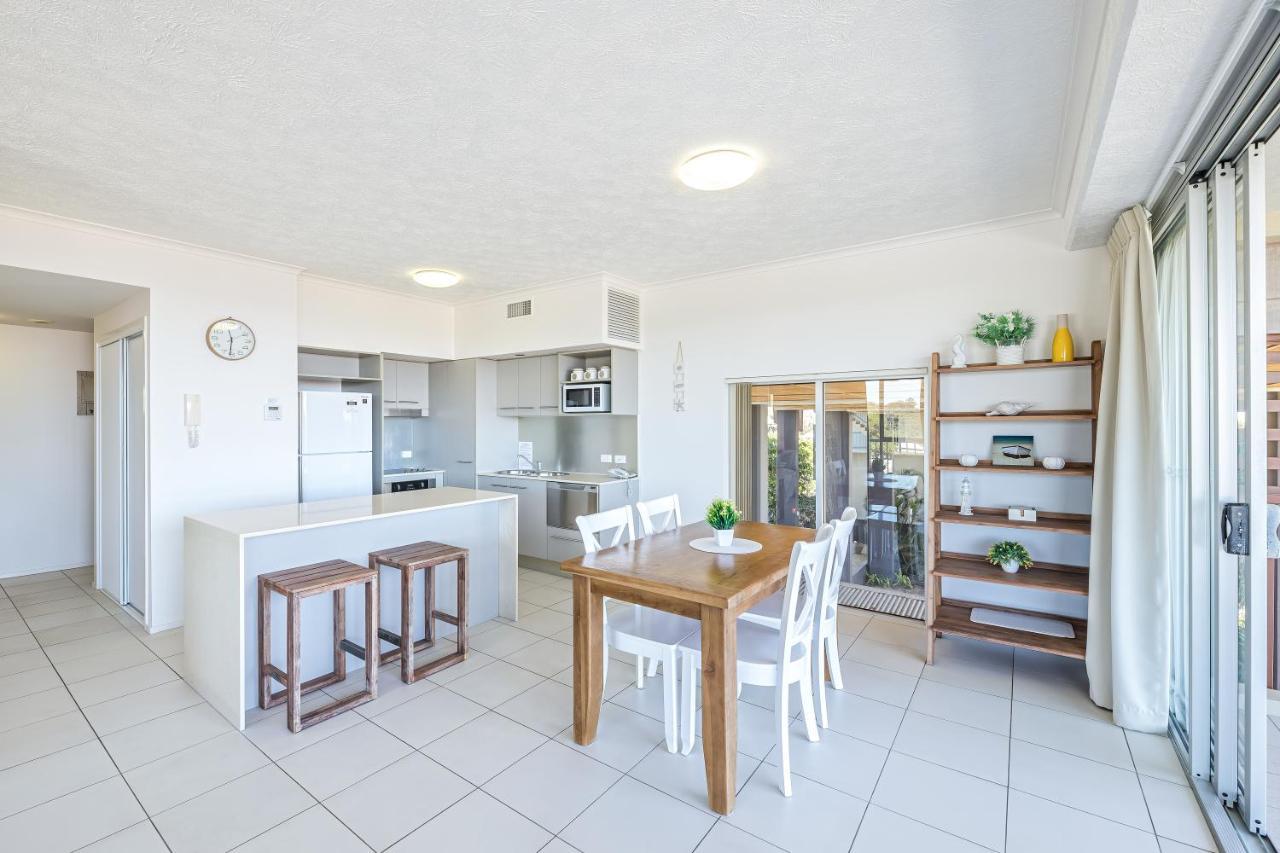 On The Beach Resort Bribie Island Woorim Eksteriør billede
