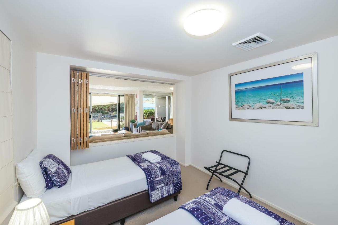 On The Beach Resort Bribie Island Woorim Eksteriør billede