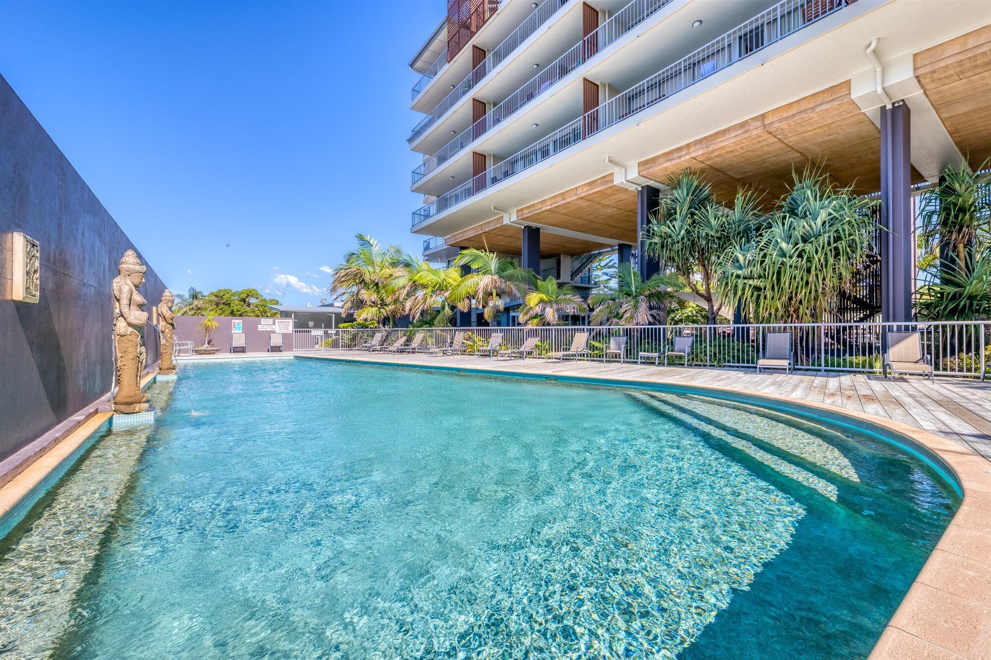 On The Beach Resort Bribie Island Woorim Eksteriør billede